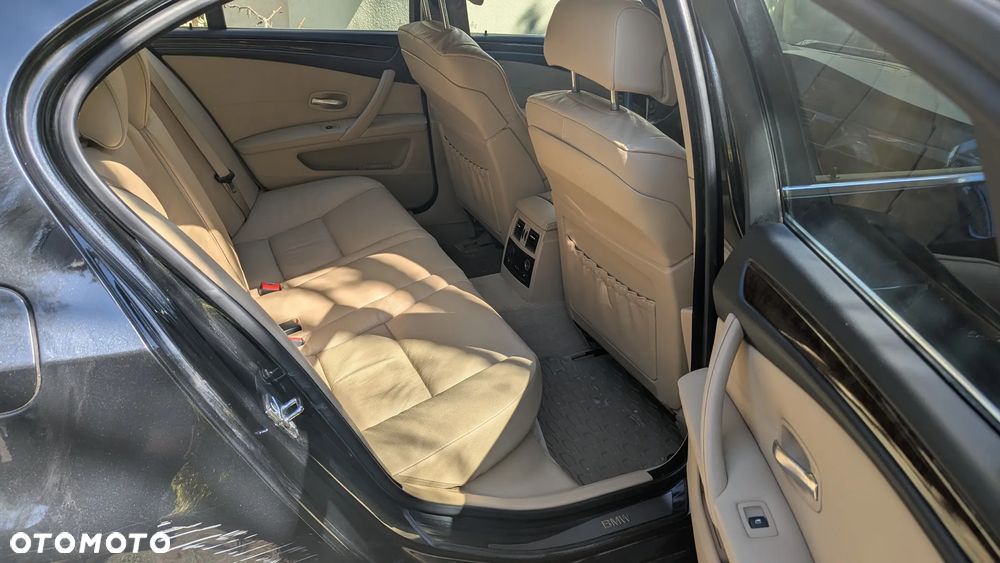 BMW Seria 5 - 12