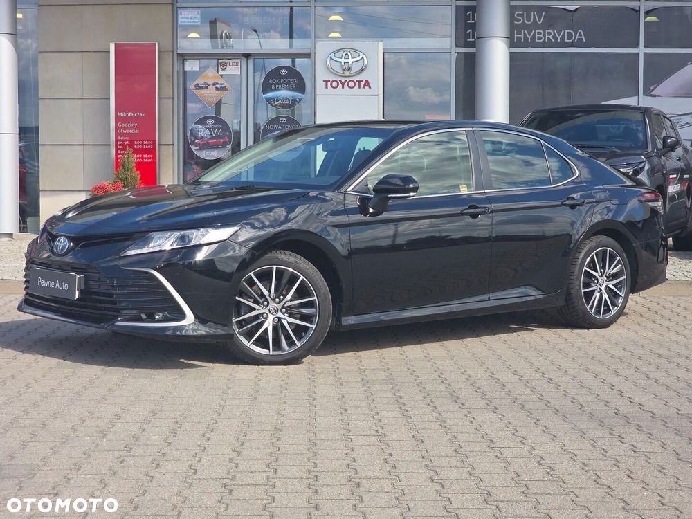 Toyota Camry 2.5 Hybrid Prestige CVT - 2