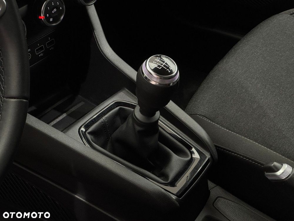 Renault Clio 1.0 TCe Equilibre - 9