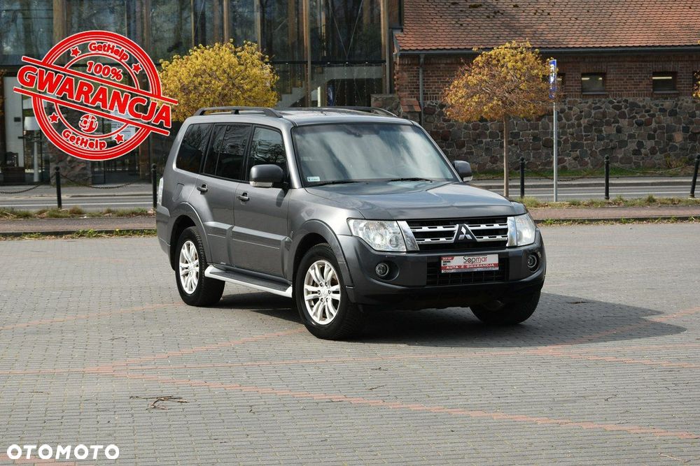 Mitsubishi Pajero - 1