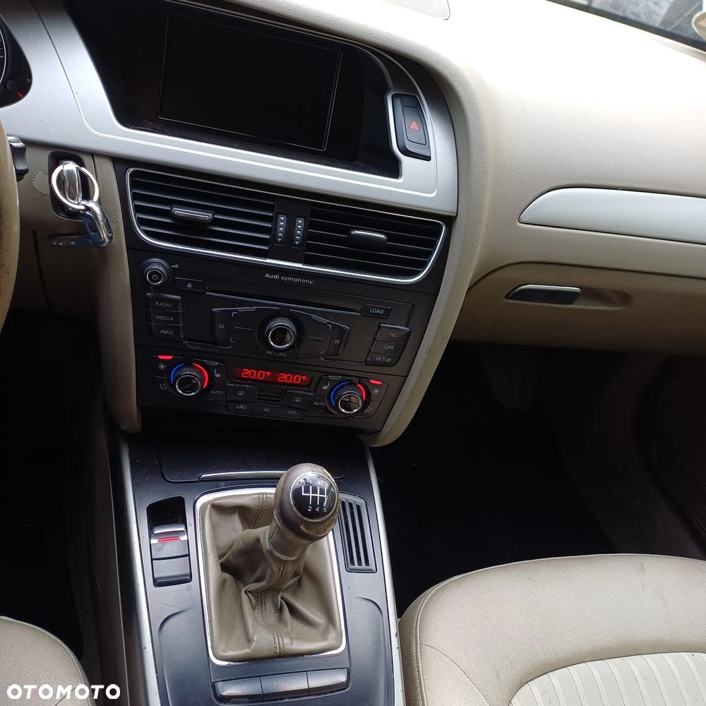 Audi A4 Avant 2.0 TDI DPF Attraction - 10