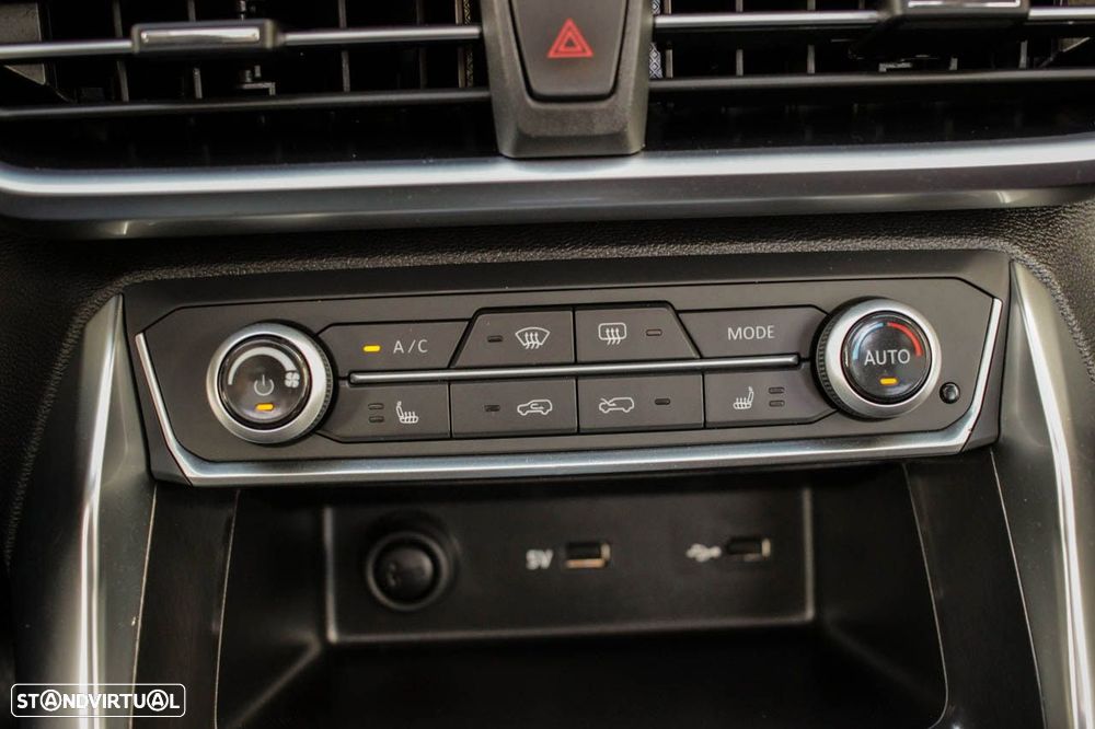 Maxus Euniq 5 Standard - 17