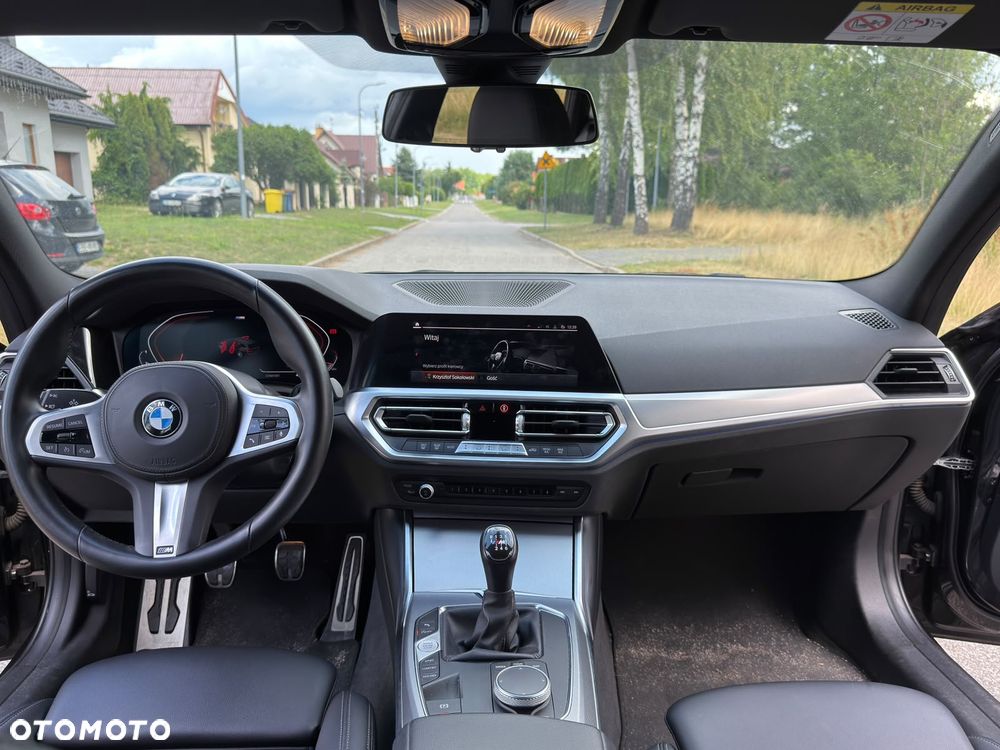 BMW Seria 3 318i M Sport - 20