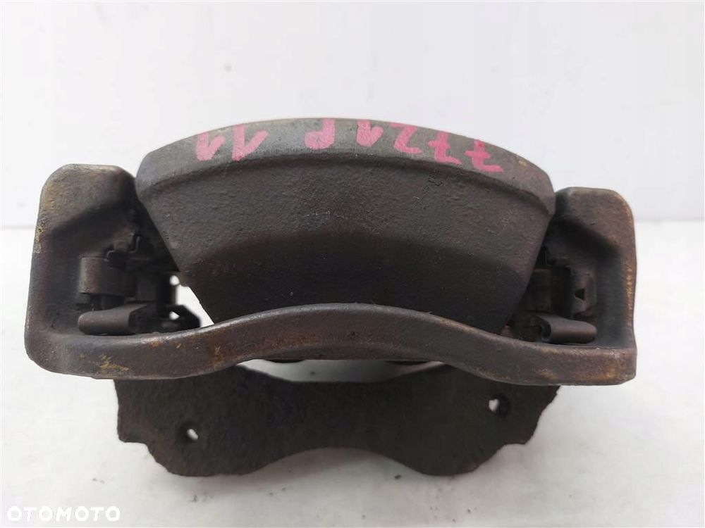 Zacisk hamulcowy przód prawy Lexus IS 200 I 2,0 BENZYNA 155KM - 3