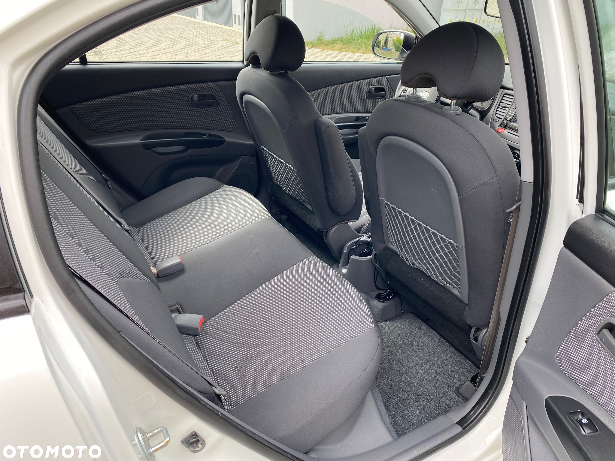 Kia Rio 1.4 Optimum - 25