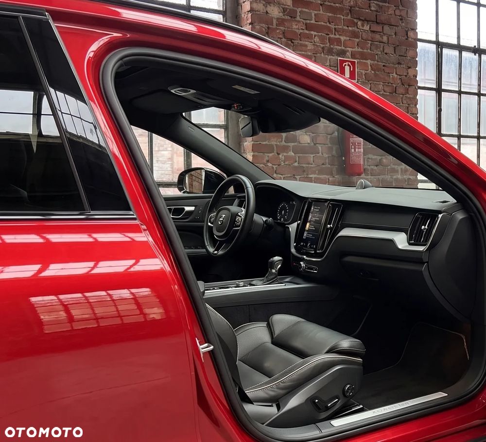 Volvo S60 T4 R-Design - 15
