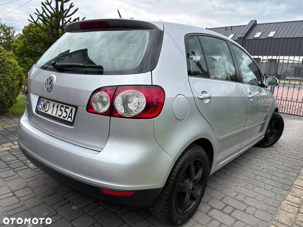 Volkswagen Golf Plus 1.9 TDI Comfortline - 30