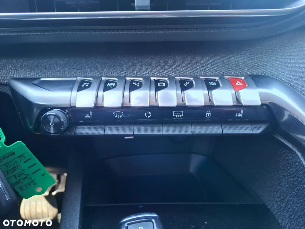 Peugeot 3008 PureTech 130 Stop & Start EAT6 Allure - 20