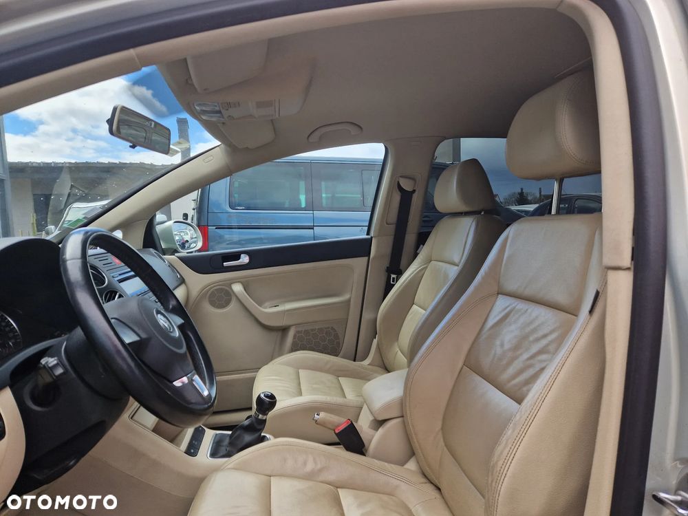 Volkswagen Golf Plus 2.0 TDI Comfortline - 10