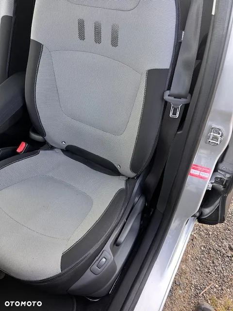 Renault Captur - 11