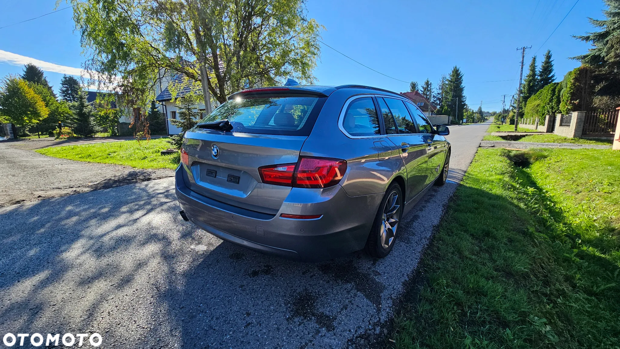 BMW Seria 5 520d Touring Luxury Line - 13