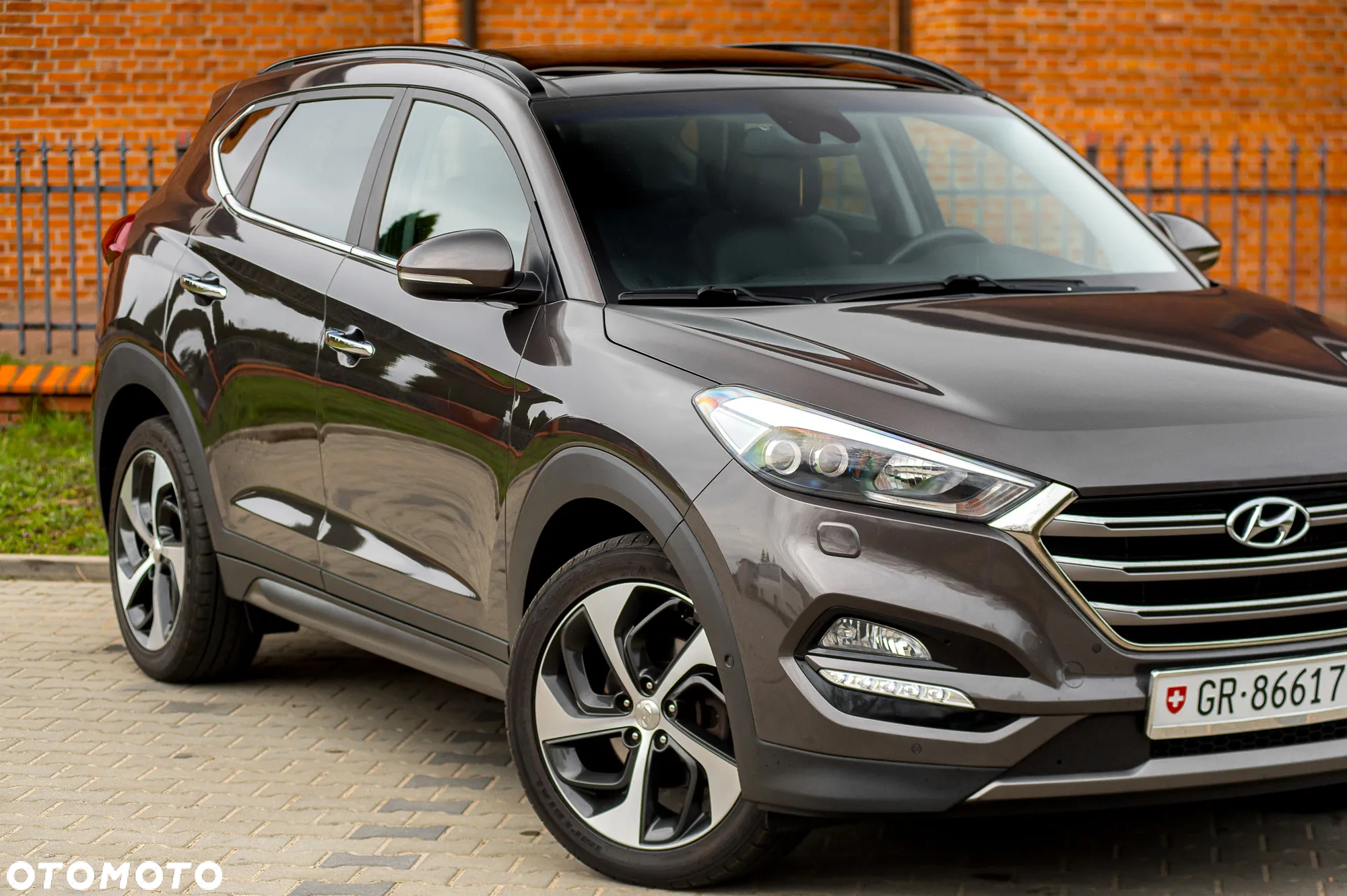 Hyundai Tucson 2.0 CRDi 4WD Automatik Passion Plus - 3
