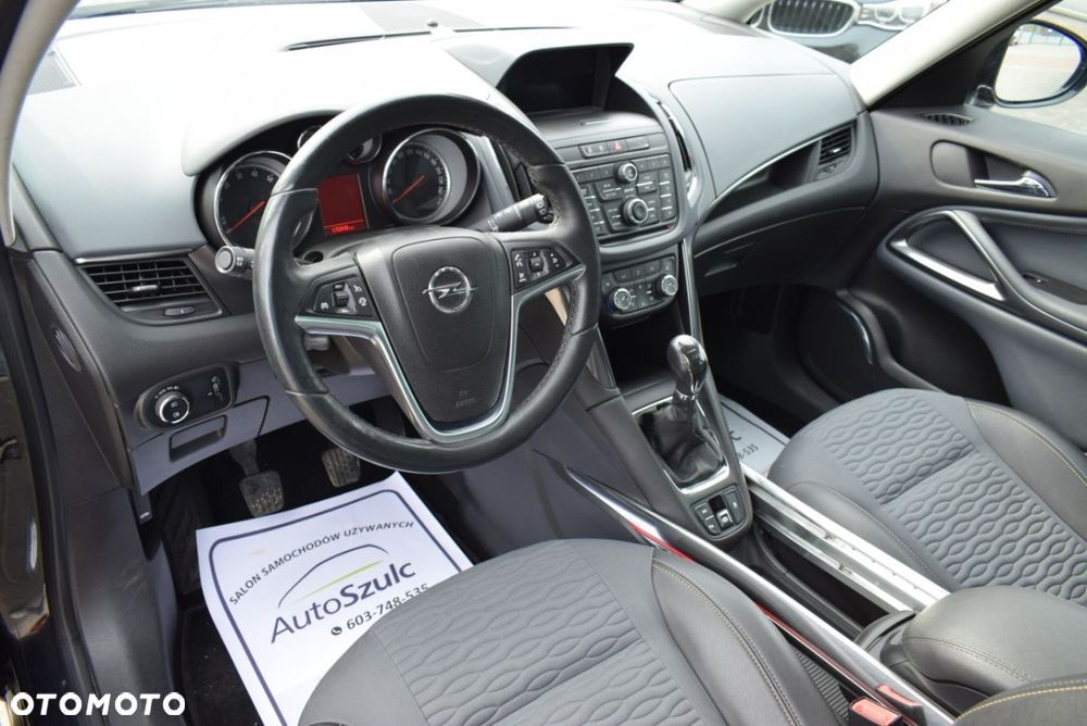 Opel Zafira - 16