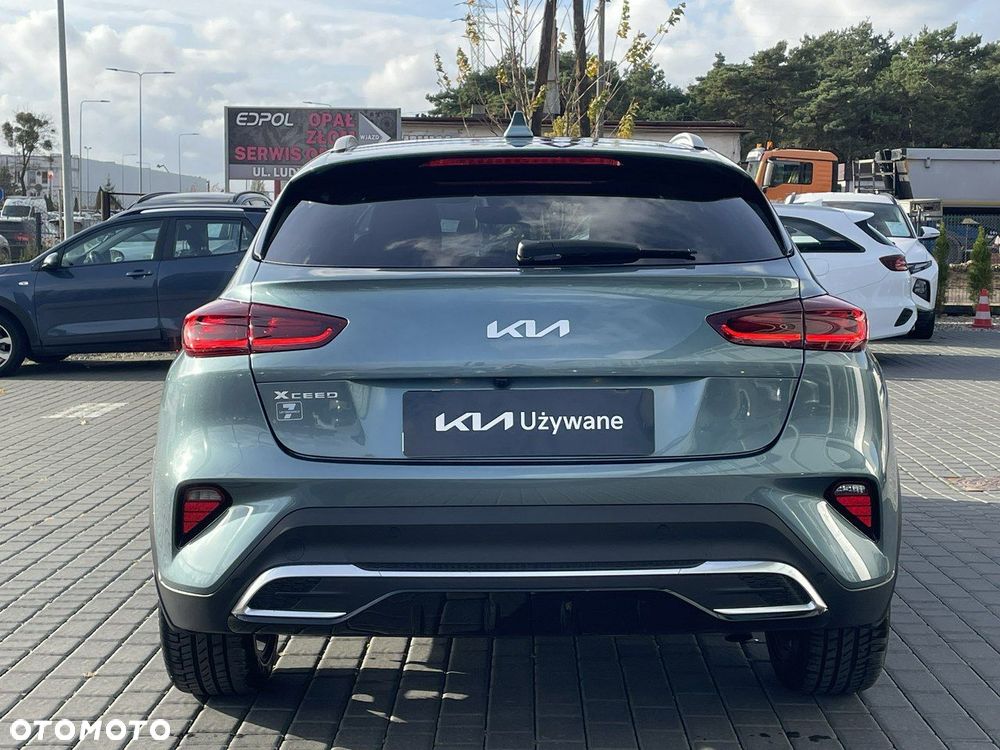 Kia XCeed 1.5 T-GDI Business Line DCT - 4