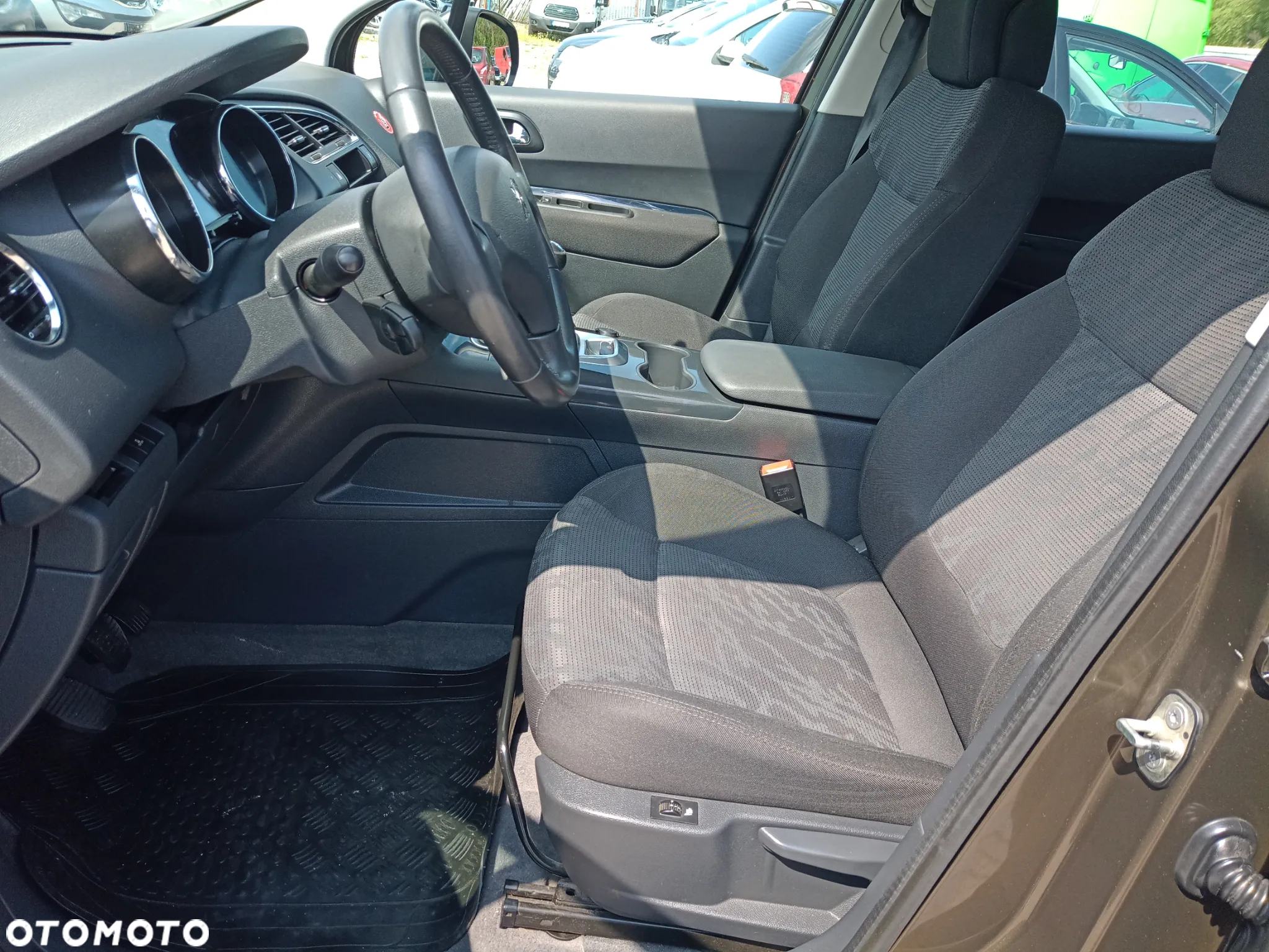 Peugeot 3008 1.6 HDi Active - 22
