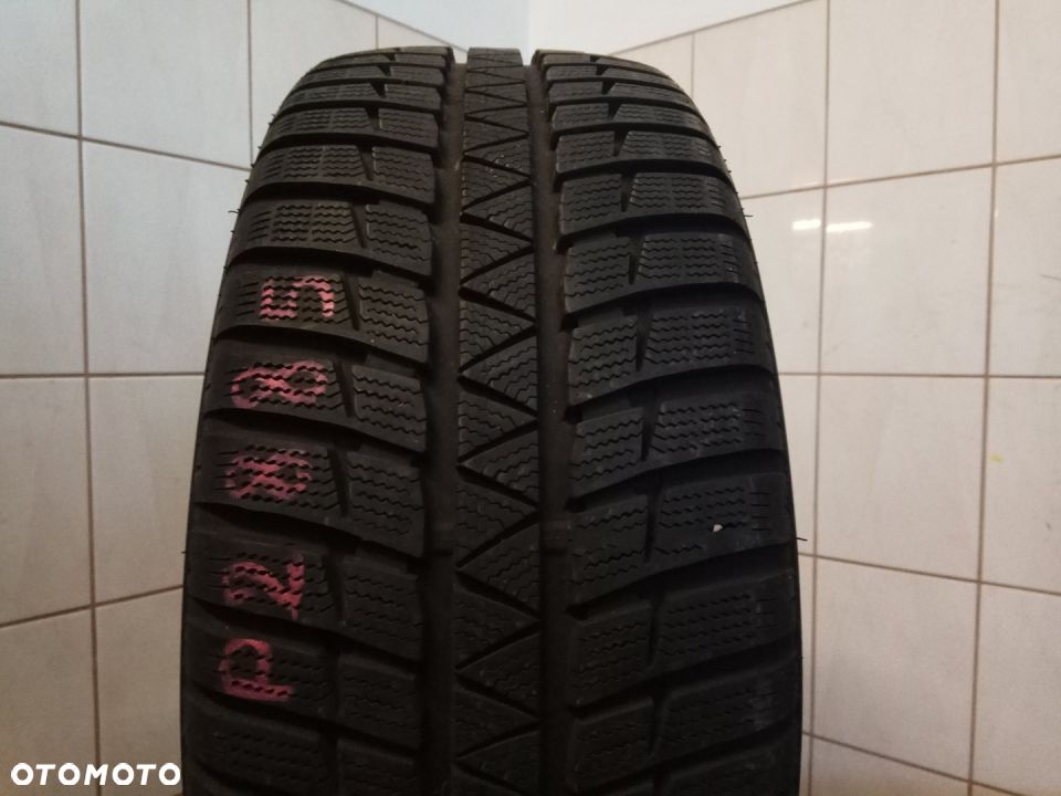 R16 225/55 Falken HS449 eurowinter - 1
