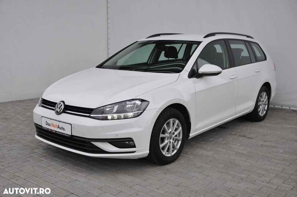 Volkswagen Golf 1.0 TSI Trendline - 1