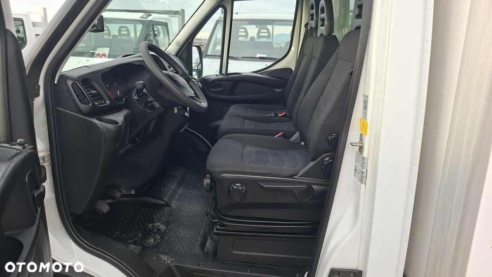 Iveco 35C14, 35C13, 35C12, 35C15 - 10