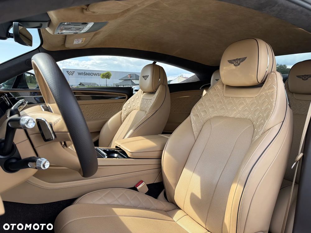 Bentley Continental GT - 12