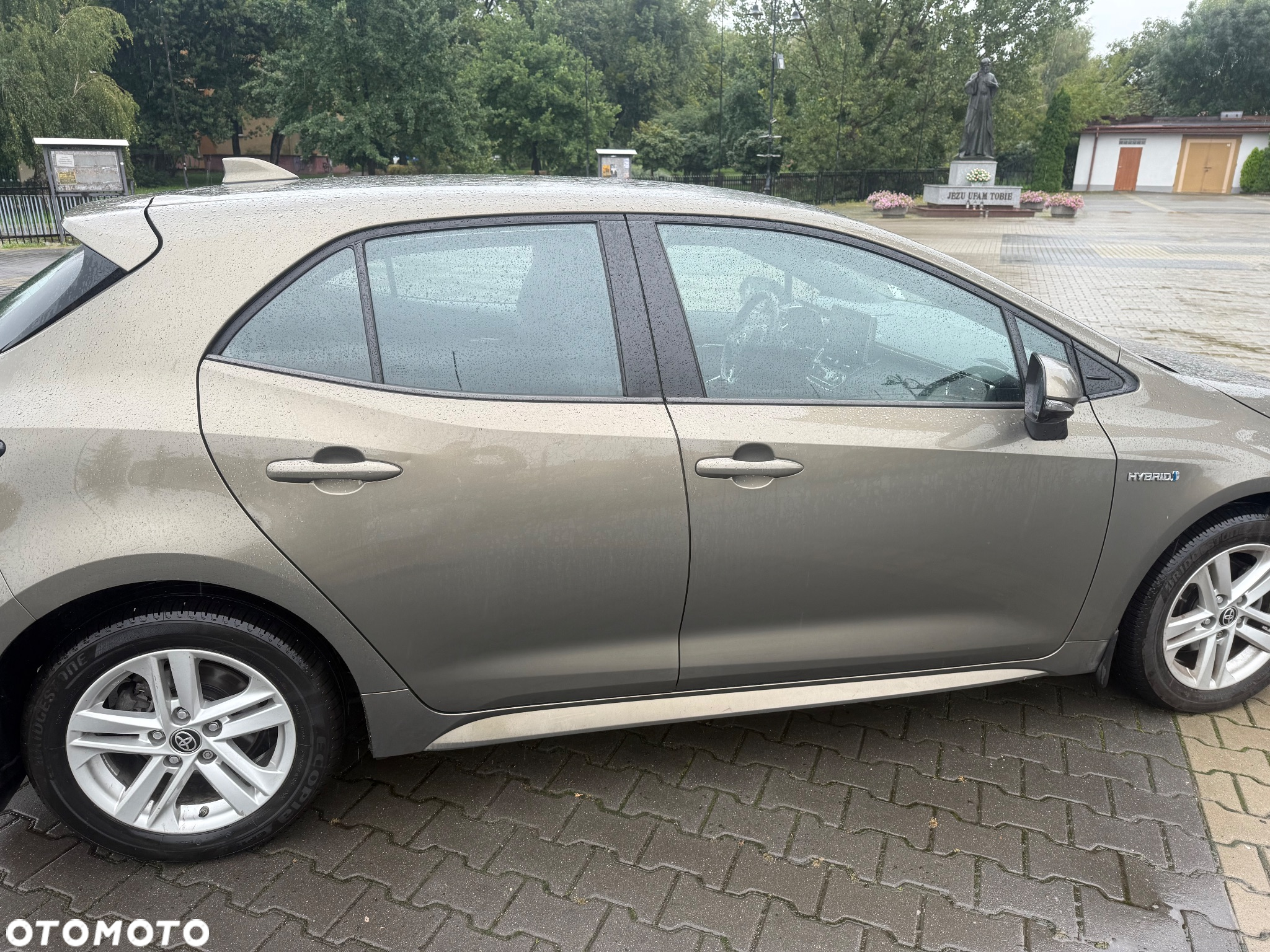 Toyota Corolla - 4