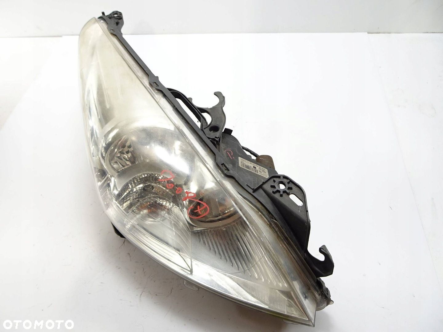 Lampa PRAWY przód Peugeot 3008 09-14r. ANGLIK - 1