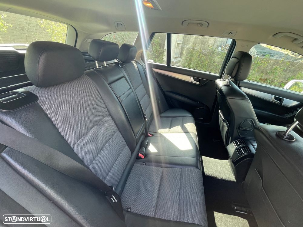 Mercedes-Benz C 220 CDi Avantgarde - 12