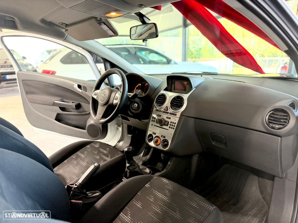 Opel Corsa 1.3 CDTi City - 23