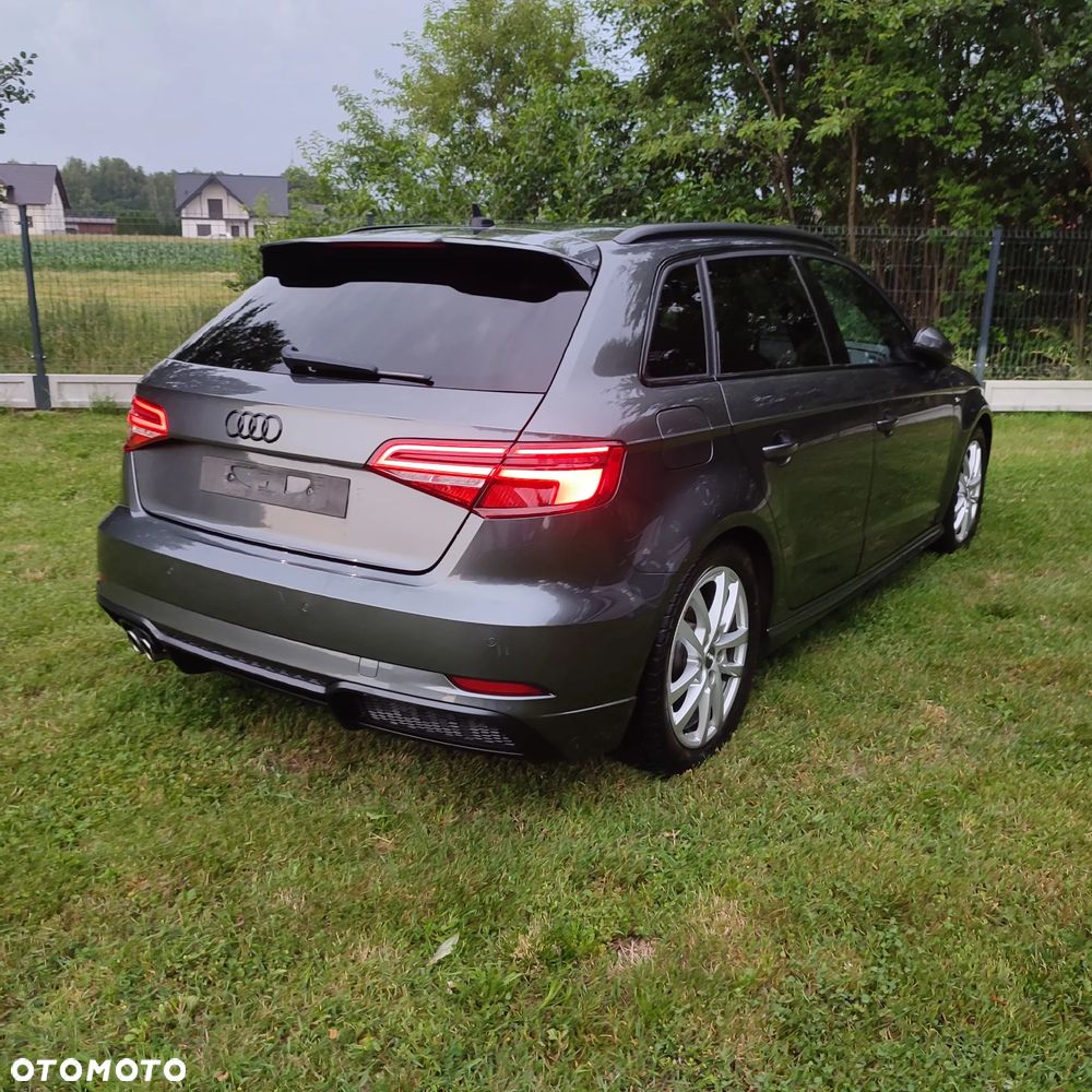 Audi A3 Sportback 35 TFSI S tronic S line - 2
