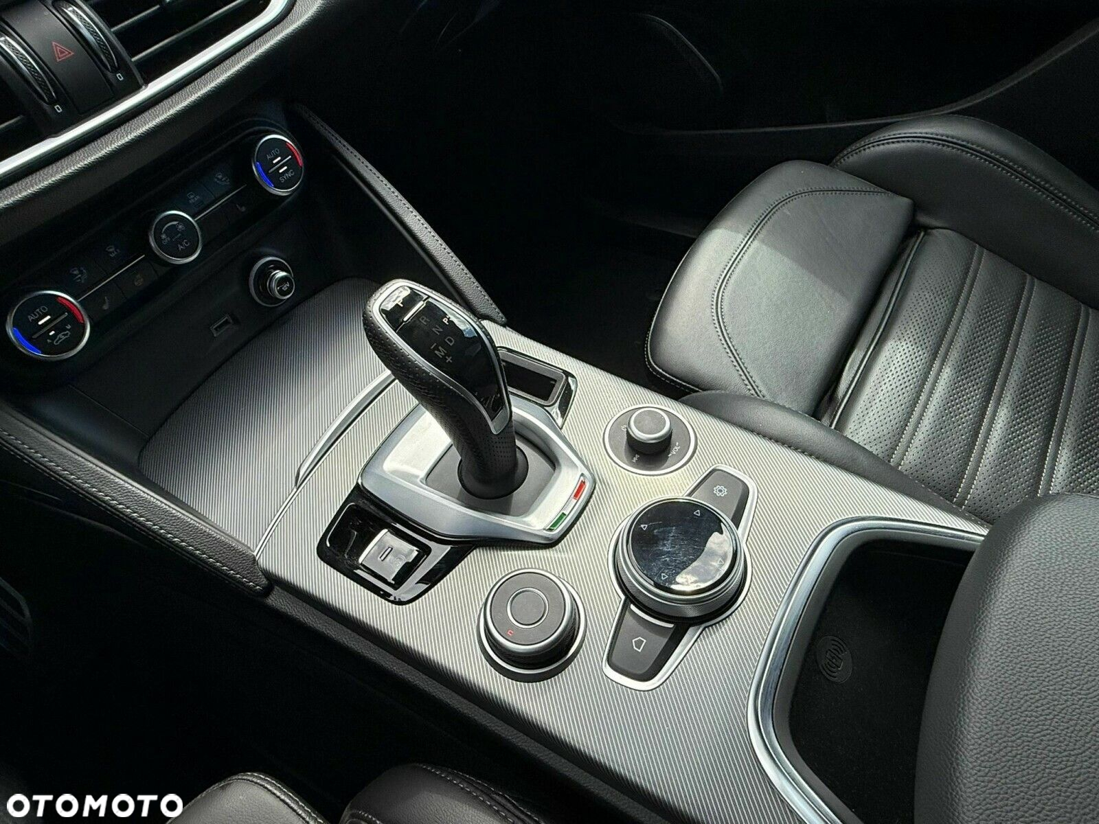 Alfa Romeo Stelvio - 22