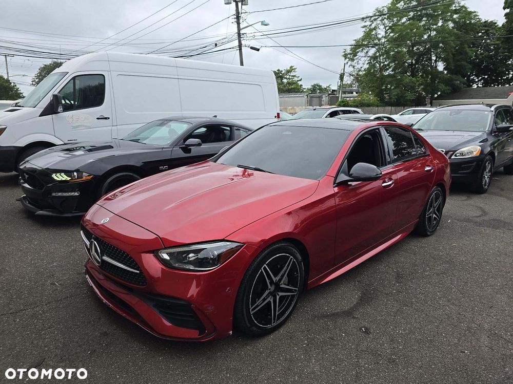 Mercedes-Benz Klasa C 300 4Matic 9G-TRONIC AMG Line - 1