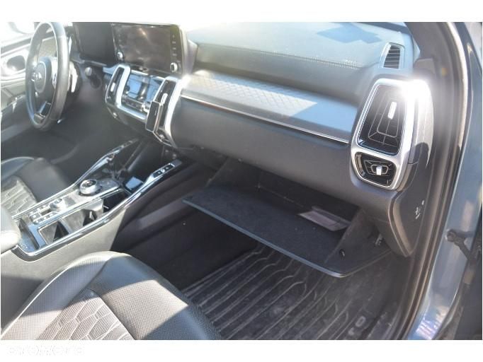 Kia Sorento - 35
