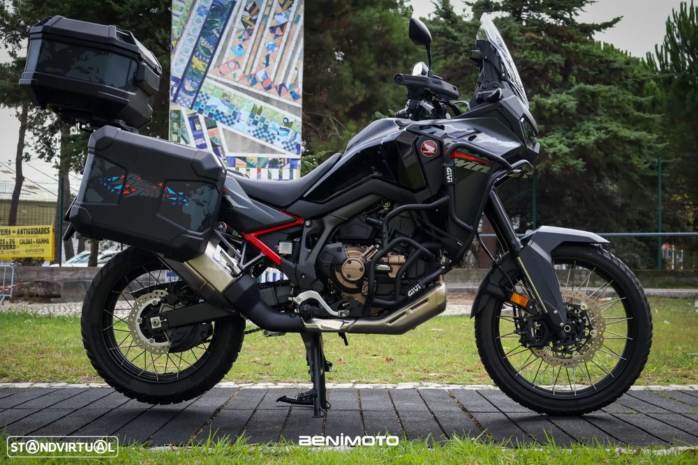 Honda Africa Twin 1100 - 8