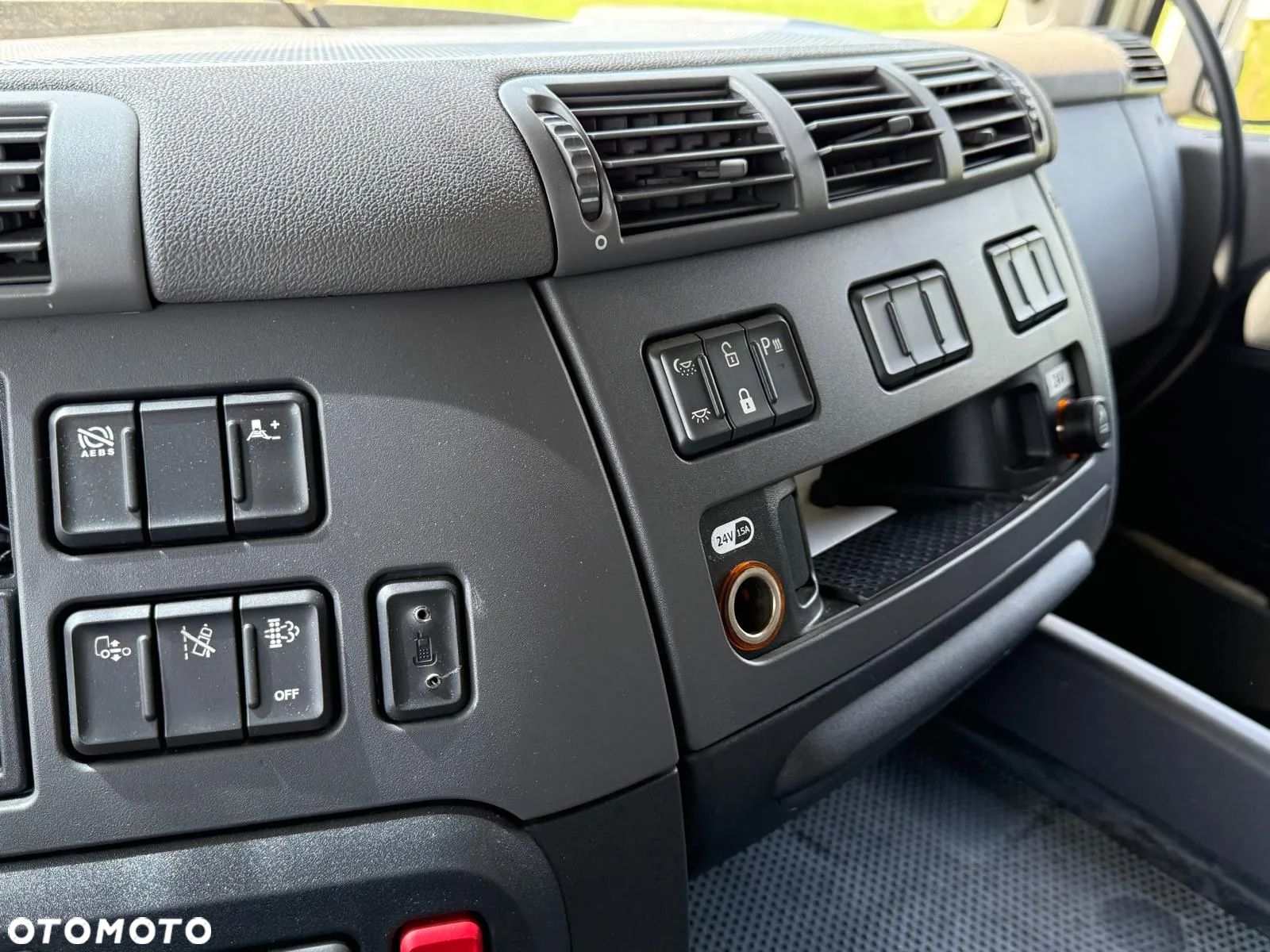 DAF CF 330/10.2017/KONTENER MEBLOWY/IZOTERMA/WINDA/18 PALET/E6/NISKI PRZEBIEG/Z NIEMIEC/JAK NOWY/DUŻY SILNIK  10 837cm3// - 20