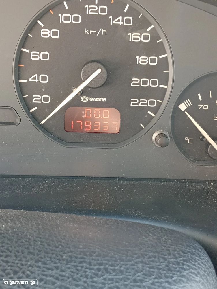 Peugeot 406 Break - 12