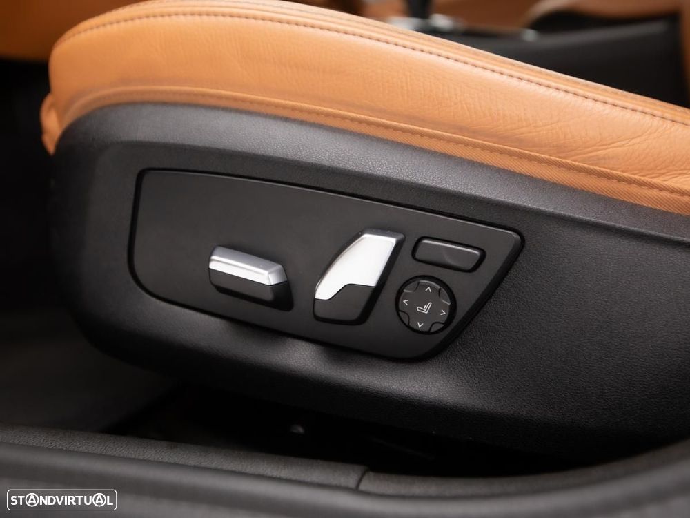 BMW 530 e Pack Desportivo M - 18