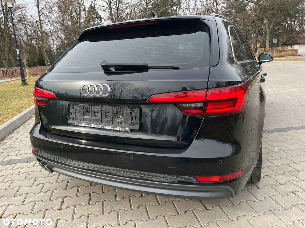 Audi A4 Avant 2.0 TDI DPF clean diesel quattro S line Sportpaket - 10