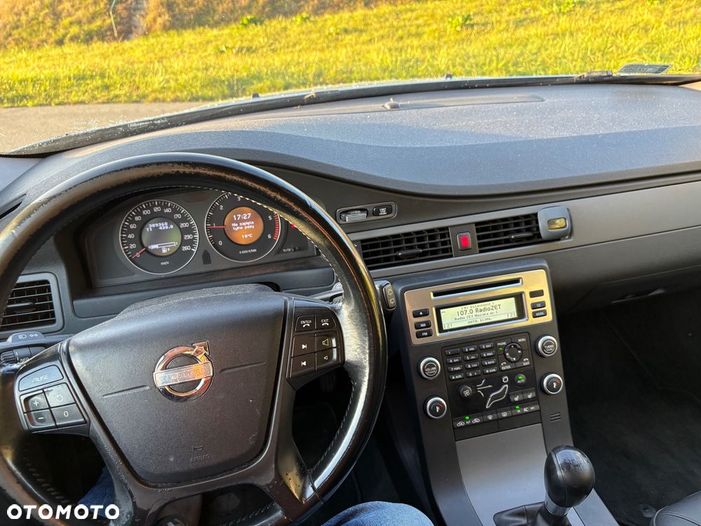 Volvo V70 2.0D Kinetic - 6