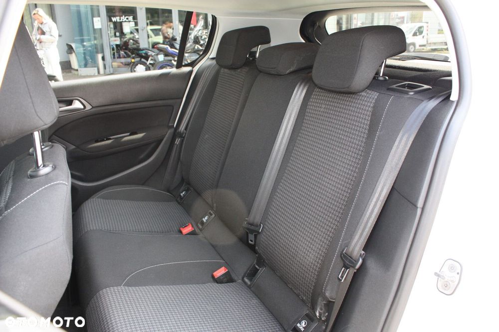 Peugeot 308 1.2 PureTech GPF Active S&S - 15