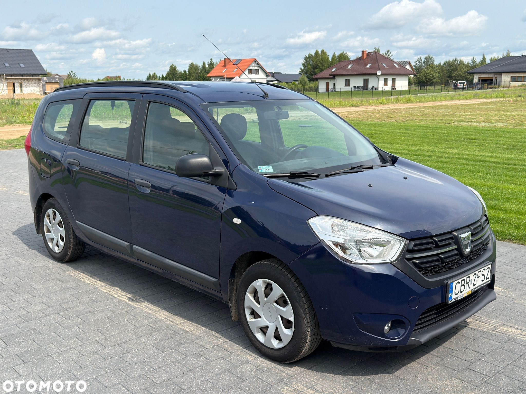 Dacia Lodgy 1.6 SCe Ambiance S&S - 1