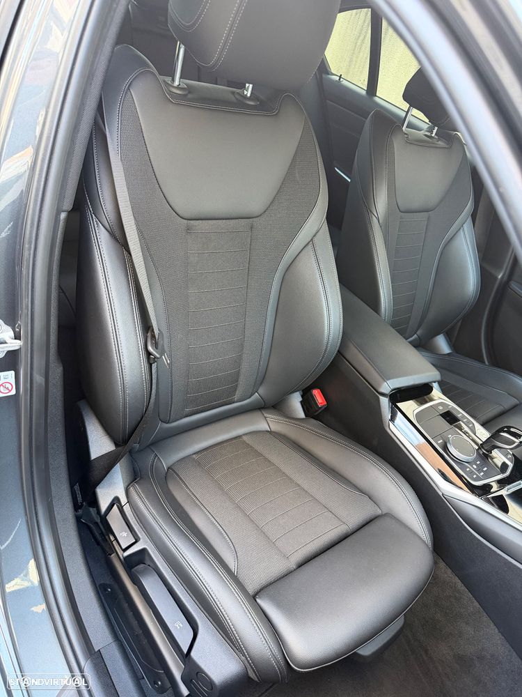 BMW 320 e Corporate Edition Auto - 16