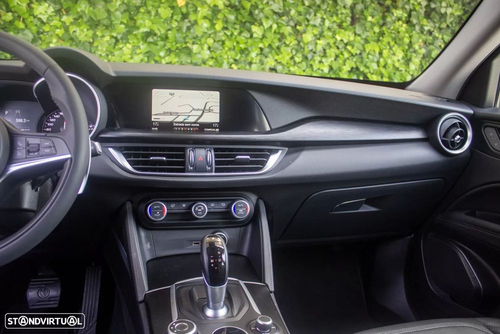 Alfa Romeo Stelvio 2.2 D Super AT8 - 16
