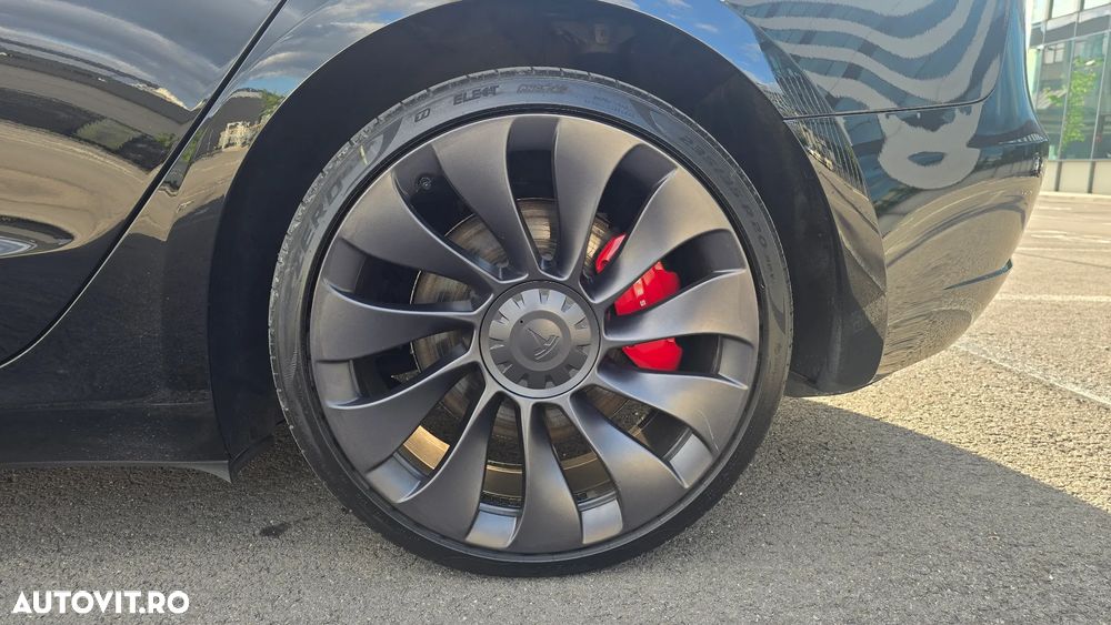 Tesla Model 3 - 15
