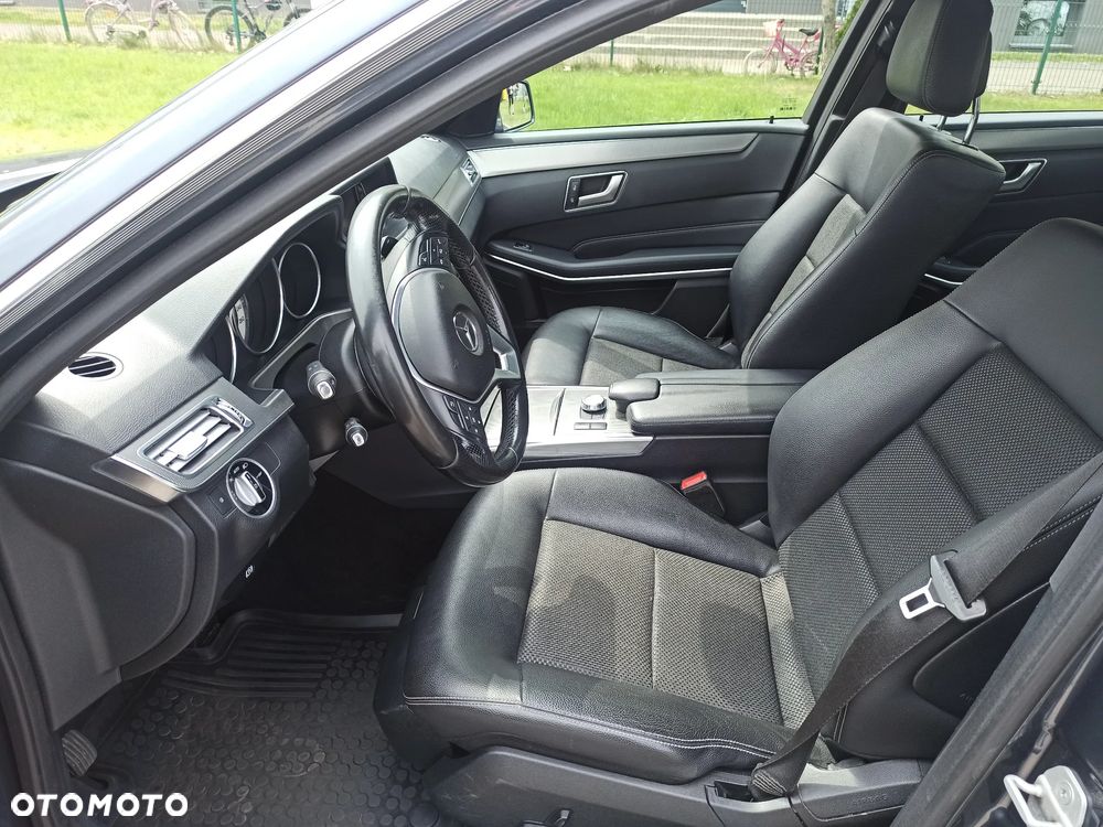 Mercedes-Benz Klasa E 250 CDI 7G-TRONIC Elegance - 17