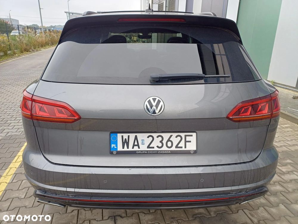 Volkswagen Touareg 3.0 V6 TDI SCR 4Mot R-Line - 10