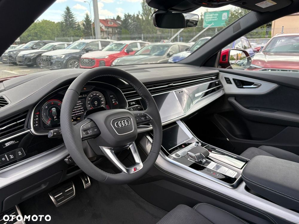 Audi Q8 - 15