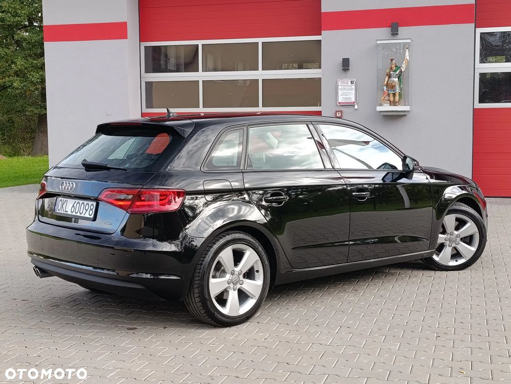 Audi A3 Sportback - 7