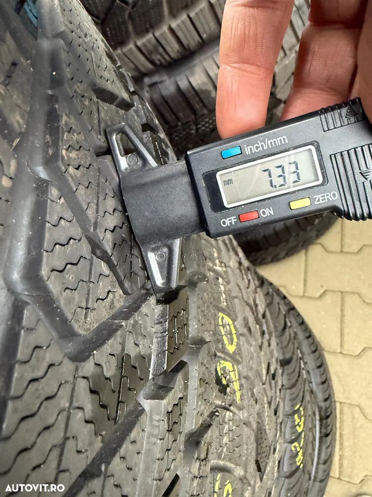 285 35 R20 IARNA PIRELLI - 3