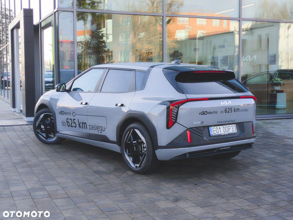 Kia EV4 - 5