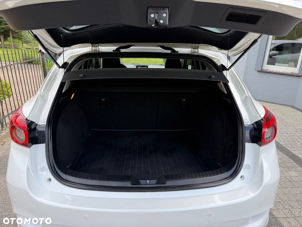 Mazda 3 2.0 Skyenergy EU6 - 12