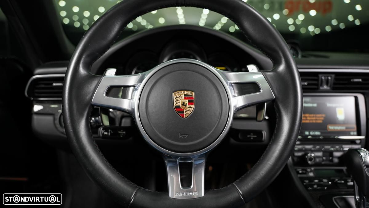 Porsche 911 (991) Turbo S PDK - 18